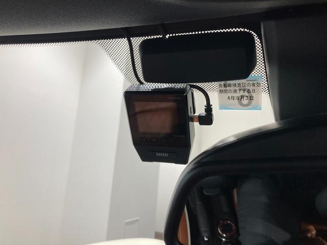 クーパーS コンバーチブル ラウンジスタイル 1オーナー 禁煙 ブラウンレザーシート 17インチOPホイール バックカメラ 前後センサー 衝突軽減ブレーキ 前車追従機能 純正HDDナビ TCL(サービスパック)付き 純正ドラレコ(33枚目)