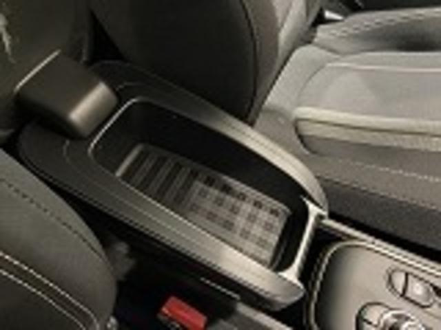 クーパーSD クロスオーバー オール4 四輪駆動 ブラックホイール 禁煙車 18インチAW バックカメラ/前後センサー Bluetooth/USB 衝突軽減ブレーキ パーキングアシスト オートトランク 前車追従機能 純正HDDナビ LED(32枚目)
