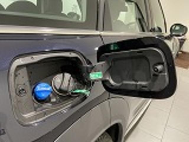 クーパーSD クロスオーバー オール4 四輪駆動 ブラックホイール 禁煙車 18インチAW バックカメラ/前後センサー Bluetooth/USB 衝突軽減ブレーキ パーキングアシスト オートトランク 前車追従機能 純正HDDナビ LED(53枚目)