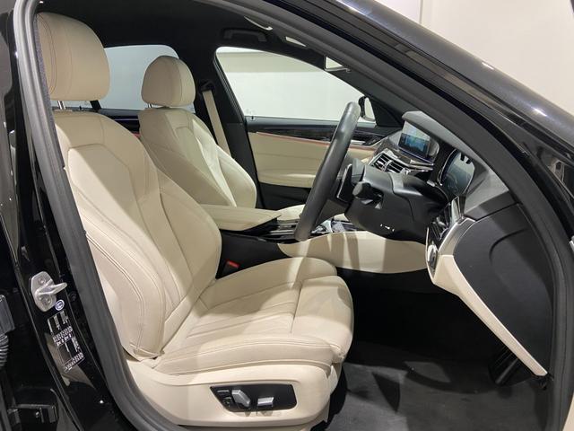 ５シリーズ ｂｍｗ ５２３ｄ ｍスポーツ ハイラインパッケージ 弊社下取り禁煙車 白レザー電動シート シートヒーター ジェスチャーコントロール 全方位カメラ アクティブクルーズコントロール パドルシフト フルセグｔｖ ヘッドアップディスプレイ パーキングアシスト