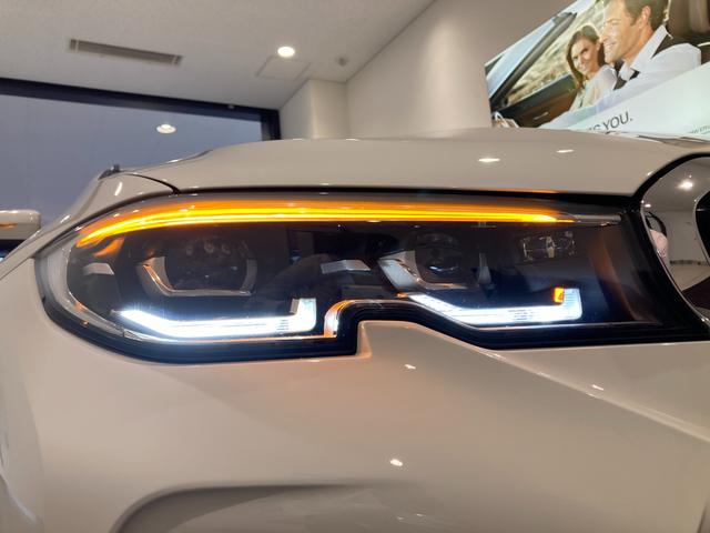 318iツーリング Mスポーツ 弊社デモンストレーションカー 前車追従クルーズコントロール 後退アシスト パーキングアシスト トップビューカメラ 全方位センサー オートトランク ハーフレザーシート パワーシート 禁煙車(7枚目)