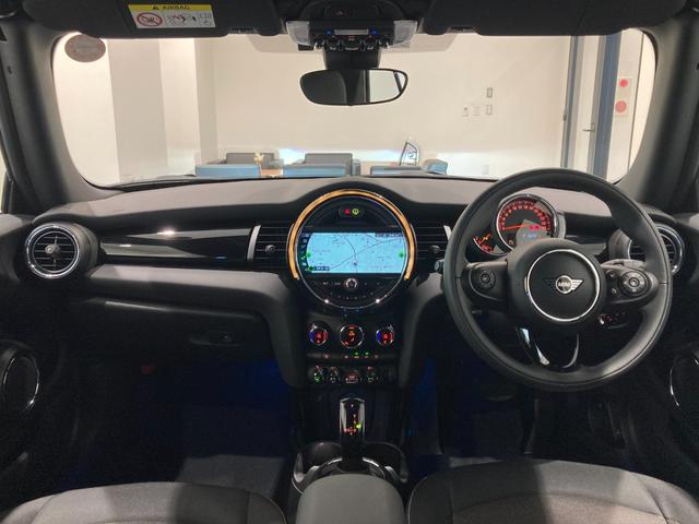 クーパー コンバーチブル 禁煙車 LEDヘッドライト ユニオンジャックテールライト 被害軽減ブレーキ MINI純正ナビ コンフォートアクセス 前後センサー パーキングアシスト バックカメラ Bluetoothアンビエントライト(20枚目)