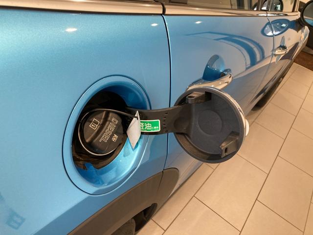 クーパーSD 禁煙車 クルーズコントロール パドル JCWステアリング 後方センサー コンフォートアクセス LEDヘッドライト ミラーETC バックカメラ ブラックスポーツシート 純正HDDナビ バックカメラ(46枚目)