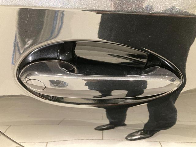 M40i レッドレザー電動シート 禁煙車 シートヒーター ハーマンカードン ヘッドアップディスプレイ パーキングアシスト 後退アシスト 前後障害物センサー 前車追従機能 19インチAW 衝突軽減ブレーキ LED(42枚目)