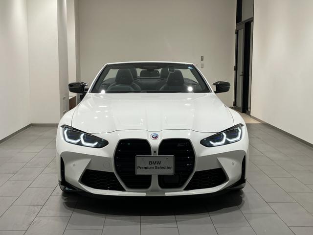 M4カブリオレ コンペティション M xDrive 禁煙車 ブラックレザーシート 純正前後ドライブレコーダー レーザーライト トップビューカメラ ハーマンカードンスピーカー ヘッドアップディスプレイ フルセグ シートヒーター 全方位センサー ACC(4枚目)