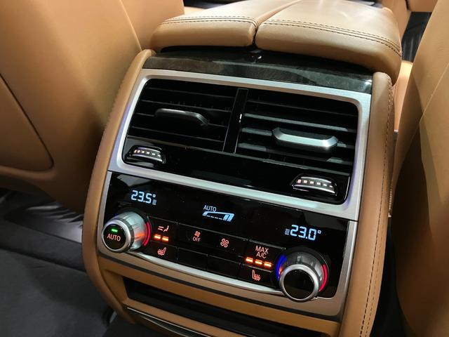 740eアイパフォーマンス Mスポーツ 弊社下取りワンオーナー 禁煙車 エアサス サンルーフ ハーマンカードン ブラウンレザーシート トップビューカメラ シートクーラーシートマッサージ フルセグ 全方位センサー ジェスチャーコントロール(23枚目)