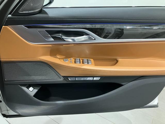 740eアイパフォーマンス Mスポーツ 弊社下取りワンオーナー 禁煙車 エアサス サンルーフ ハーマンカードン ブラウンレザーシート トップビューカメラ シートクーラーシートマッサージ フルセグ 全方位センサー ジェスチャーコントロール(39枚目)