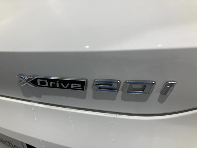 xDrive 20i MスポーツX 禁煙車 アンビエントライト 前後センサー パーキングアシスト 19AW インテリジェントセーフティ シートヒーター アルカンターラシート パドル CD/DVD コンフォートアクセス 純正ナビゲーション(46枚目)