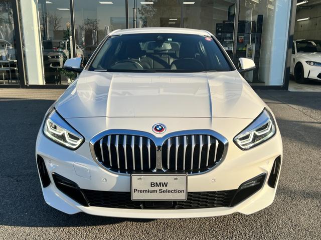 118d Mスポーツ 弊社デモンストレーションカー 前車追従クルーズコントロール オートトランンク インテリジェントセーフティ ハーフレザー オートホールド バックカメラ 前後センサー LEDヘッドライト 18アルミ(11枚目)
