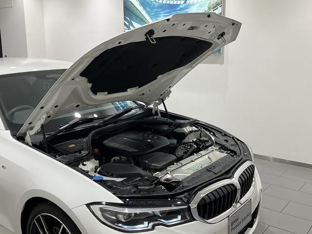 ３シリーズ ３２０ｄ　ｘＤｒｉｖｅ　Ｍスポーツ　ブラックレザー　電動シート　シートヒーター　電動トランク　前車追従クルーズコントロール　レーンキープ　パーキングアシスト　後退アシスト　前後センサー　フルセグ　ワイヤレス充電　１９インチアルミホイール（42枚目）