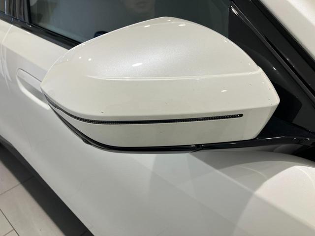 ５シリーズ ５２３ｄ　ｘＤｒｉｖｅ　Ｍスポーツ　【正規認定中古車】【全国正規ディーラー保証付／２年・走行距離無制限】弊社デモ　ブラックレザーシート　ハーマンカードンスピーカー　パノラマサンルーフ　シートヒーター　コンフォートドライビングパッケージ（14枚目）