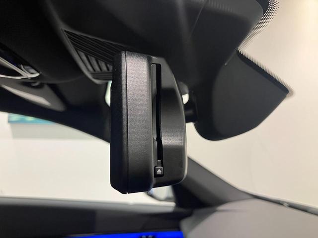 ５シリーズ ５２３ｄ　ｘＤｒｉｖｅ　Ｍスポーツ　【正規認定中古車】【全国正規ディーラー保証付／２年・走行距離無制限】弊社デモ　ブラックレザーシート　ハーマンカードンスピーカー　パノラマサンルーフ　シートヒーター　コンフォートドライビングパッケージ（42枚目）