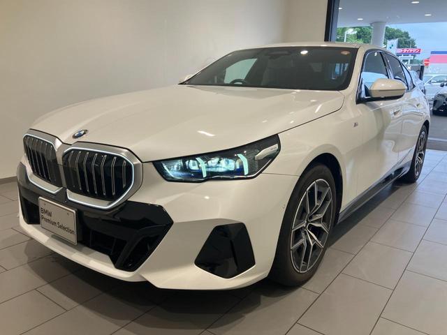 ５シリーズ ５２３ｄ　ｘＤｒｉｖｅ　Ｍスポーツ　【正規認定中古車】【全国正規ディーラー保証付／２年・走行距離無制限】弊社デモ　ブラックレザーシート　ハーマンカードンスピーカー　パノラマサンルーフ　シートヒーター　コンフォートドライビングパッケージ（59枚目）