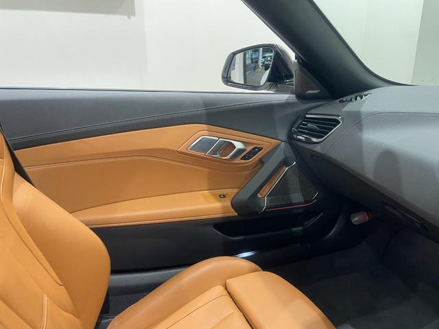 Ｚ４ Ｍ４０ｉ　禁煙車　ブラウンレザーシート　ハーマンカードンスピーカー　ヘッドアップディスプレイ　シートヒーター　アクティブクルーズコントロール　レーンキープ　パドルシフト　前後障害物センサー　ＬＥＤ（34枚目）