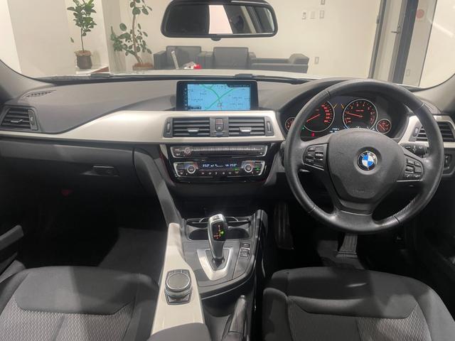 ３シリーズ ３１８ｉ　当店下取　禁煙車　ＬＣＩ　衝突軽減ブレーキ　ＬＥＤヘッドライト　バックカメラ　クルーズコントロール　ミラーＥＴＣ　ＢＬＵＥＴＯＯＴＨ　ミュージックコレクション　１６インチホイール　コンフォートアクセス（23枚目）