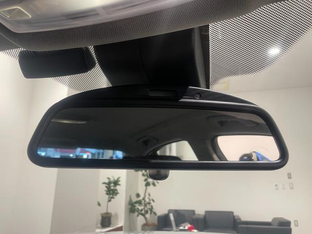 ３シリーズ ３１８ｉ　当店下取　禁煙車　ＬＣＩ　衝突軽減ブレーキ　ＬＥＤヘッドライト　バックカメラ　クルーズコントロール　ミラーＥＴＣ　ＢＬＵＥＴＯＯＴＨ　ミュージックコレクション　１６インチホイール　コンフォートアクセス（26枚目）