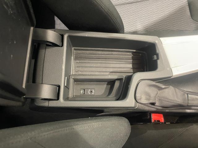 ３シリーズ ３１８ｉ　当店下取　禁煙車　ＬＣＩ　衝突軽減ブレーキ　ＬＥＤヘッドライト　バックカメラ　クルーズコントロール　ミラーＥＴＣ　ＢＬＵＥＴＯＯＴＨ　ミュージックコレクション　１６インチホイール　コンフォートアクセス（40枚目）