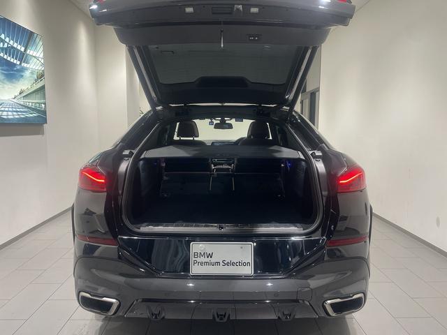 Ｘ６ Ｍ５０ｉ　レッドレザー電動シート　パノラマサンルーフ　禁煙車　ヘッドアップディスプレイ　２２インチＡＷ　トップビューカメラ　保冷温ドリンクホルダー　ＬＥＤヘッドライト　トップビューカメラ　全方位障害物センサー（20枚目）