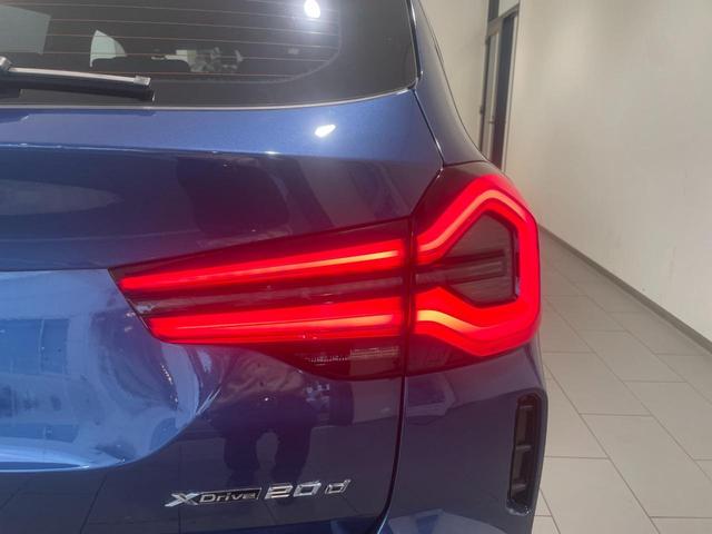 Ｘ３ ｘＤｒｉｖｅ　２０ｄ　Ｍスポーツハイラインパッケージ　ブラウンレザー電動シート　ワンオーナー　禁煙車　全方位カメラ／障害物センサー　地デジ　アクティブクルーズコントロール　シートヒーター　　ヘッドアップディスプレイ　パーキングアシスト　１９インチホイール（16枚目）