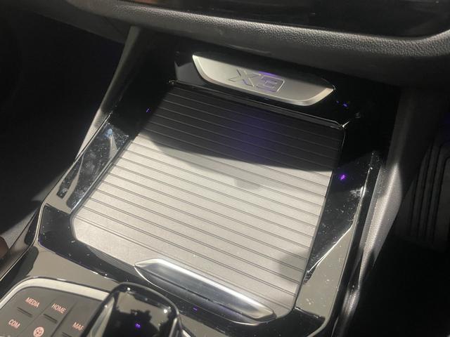Ｘ３ ｘＤｒｉｖｅ　２０ｄ　Ｍスポーツハイラインパッケージ　ブラウンレザー電動シート　ワンオーナー　禁煙車　全方位カメラ／障害物センサー　地デジ　アクティブクルーズコントロール　シートヒーター　　ヘッドアップディスプレイ　パーキングアシスト　１９インチホイール（40枚目）