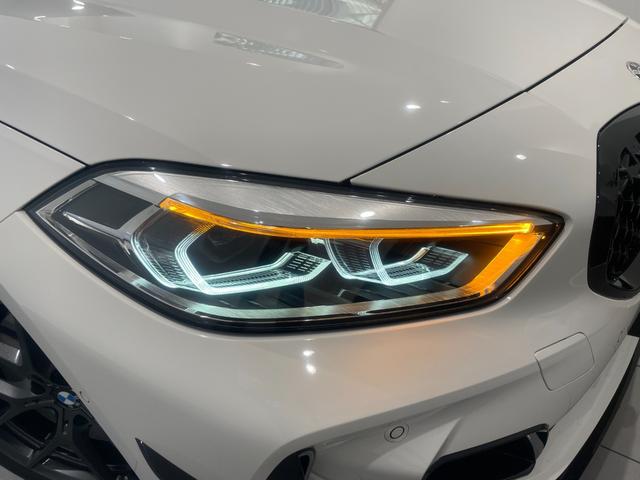 １シリーズ Ｍ１３５ｉ　ｘＤｒｉｖｅ　ストリート・レーサー　弊社下取り車両　４０台限定特別仕様車　禁煙　１オーナー　Ｍパフォーマンスシート　パドルシフト　シートヒーター　アクティブクルーズコントロール　スクリーンミラーリング　前後障害物センサー　ワイヤレス充電（9枚目）
