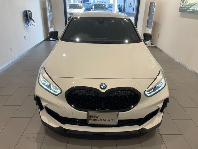 １シリーズ Ｍ１３５ｉ　ｘＤｒｉｖｅ　ストリート・レーサー　弊社下取り車両　４０台限定特別仕様車　禁煙　１オーナー　Ｍパフォーマンスシート　パドルシフト　シートヒーター　アクティブクルーズコントロール　スクリーンミラーリング　前後障害物センサー　ワイヤレス充電（57枚目）