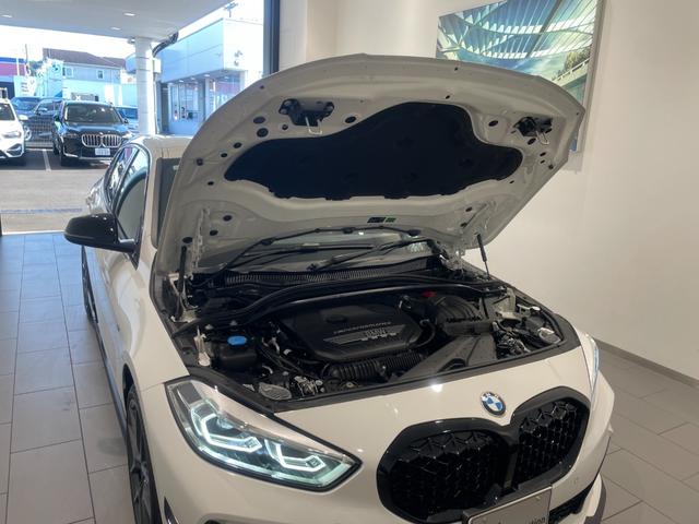 １シリーズ Ｍ１３５ｉ　ｘＤｒｉｖｅ　ストリート・レーサー　弊社下取り車両　４０台限定特別仕様車　禁煙　１オーナー　Ｍパフォーマンスシート　パドルシフト　シートヒーター　アクティブクルーズコントロール　スクリーンミラーリング　前後障害物センサー　ワイヤレス充電（65枚目）