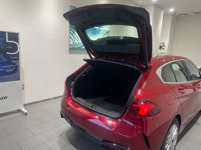 １シリーズ １２０ｄ　弊社デモンストレーションカー　トップビューカメラ／障害物センサー　禁煙車　ヘッドアップディスプレイ　アクティブクルーズコントロール　パーキングアシスト　オートトランク　パワーシート　シートヒーター（16枚目）