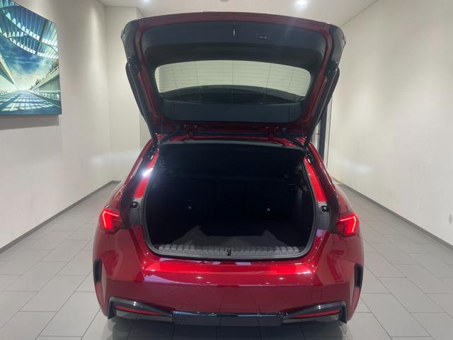 １シリーズ １２０ｄ　弊社デモンストレーションカー　トップビューカメラ／障害物センサー　禁煙車　ヘッドアップディスプレイ　アクティブクルーズコントロール　パーキングアシスト　オートトランク　パワーシート　シートヒーター（18枚目）