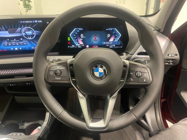 １シリーズ １２０ｄ　弊社デモンストレーションカー　トップビューカメラ／障害物センサー　禁煙車　ヘッドアップディスプレイ　アクティブクルーズコントロール　パーキングアシスト　オートトランク　パワーシート　シートヒーター（40枚目）