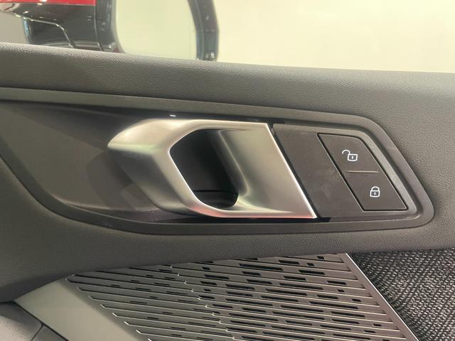 １シリーズ １２０ｄ　弊社デモンストレーションカー　トップビューカメラ／障害物センサー　禁煙車　ヘッドアップディスプレイ　アクティブクルーズコントロール　パーキングアシスト　オートトランク　パワーシート　シートヒーター（44枚目）