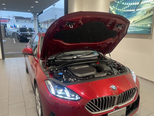 １シリーズ １２０ｄ　弊社デモンストレーションカー　トップビューカメラ／障害物センサー　禁煙車　ヘッドアップディスプレイ　アクティブクルーズコントロール　パーキングアシスト　オートトランク　パワーシート　シートヒーター（60枚目）