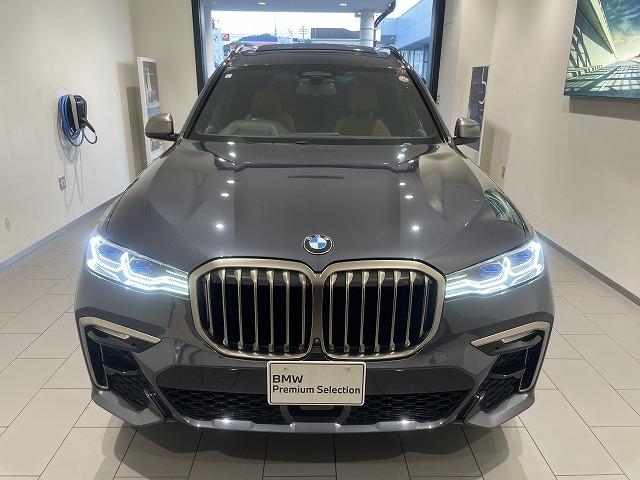 Ｘ７ Ｍ５０ｉ　ブラウンレザー電動シート　禁煙　２２インチＡＷ　ハーマンカードン　ヘッドアップディスプレイ　スカイラウンジサンルーフ　トップビューカメラ　全方位障害物センサー　パーキングアシスト　電動トランク（65枚目）