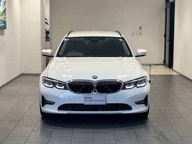 ３シリーズ ３２０ｄ　ｘＤｒｉｖｅツーリング　弊社下取り車　禁煙車　トップビューカメラ　全方位障害物センサー　シートヒーター　パーキングアシスト　ワイヤレスチャージャー　アクティブクルーズコントロール　インテリジェントセーフティ　スクリーンミラー（4枚目）