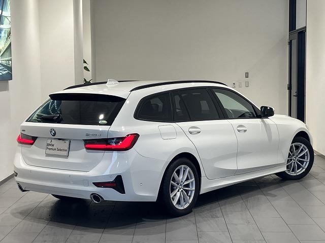 ３シリーズ ３２０ｄ　ｘＤｒｉｖｅツーリング　弊社下取り車　禁煙車　トップビューカメラ　全方位障害物センサー　シートヒーター　パーキングアシスト　ワイヤレスチャージャー　アクティブクルーズコントロール　インテリジェントセーフティ　スクリーンミラー（5枚目）