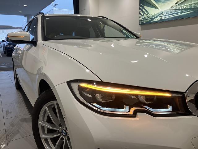 ３シリーズ ３２０ｄ　ｘＤｒｉｖｅツーリング　弊社下取り車　禁煙車　トップビューカメラ　全方位障害物センサー　シートヒーター　パーキングアシスト　ワイヤレスチャージャー　アクティブクルーズコントロール　インテリジェントセーフティ　スクリーンミラー（10枚目）