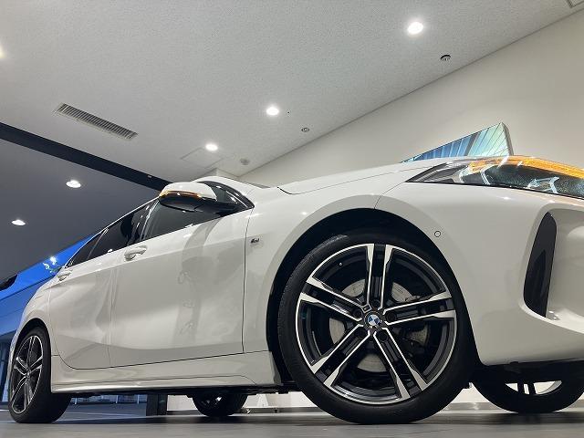 １シリーズ １１８ｄ　Ｍスポーツ　エディションジョイ＋　禁煙車　１８インチアロイホイール　オートトランク　アクティブクルーズコントロール　前後障害物センサー　パーキングアシスト　後退アシスト　ワイヤレスチャージャー　オートホールド　ＬＥＤヘッドライト（2枚目）