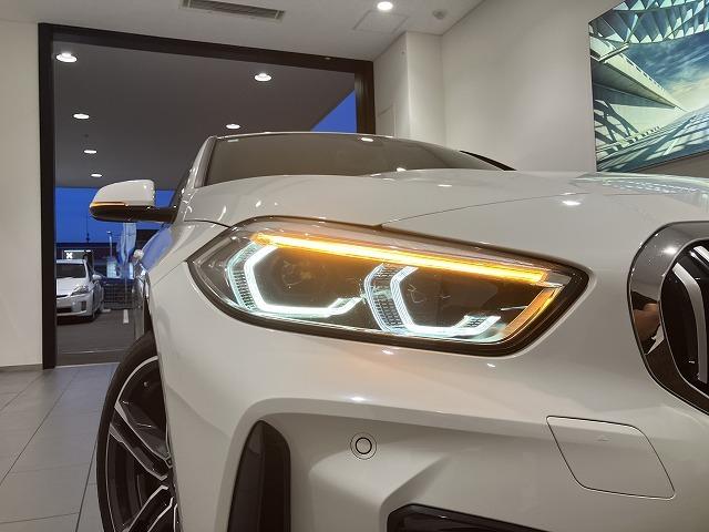 １シリーズ １１８ｄ　Ｍスポーツ　エディションジョイ＋　禁煙車　１８インチアロイホイール　オートトランク　アクティブクルーズコントロール　前後障害物センサー　パーキングアシスト　後退アシスト　ワイヤレスチャージャー　オートホールド　ＬＥＤヘッドライト（9枚目）