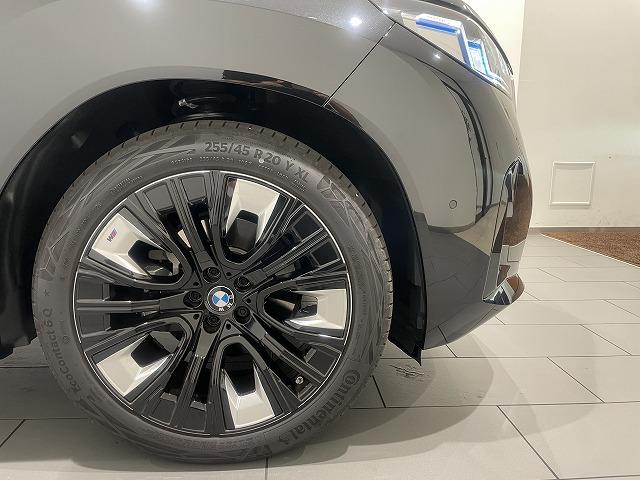 Ｘ３ ２０ｄ　ｘＤｒｉｖｅ　Ｍスポーツ　弊社デモンストレーションカー　２０インチＡＷ　コンフォートパッケージ　ステアリングヒーター　全方位カメラ／障害物センサー　ハーマンカードンスピーカー　前車追従機能　ブラウンレザー電動シート（14枚目）