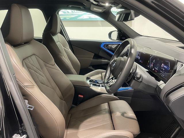 Ｘ３ ２０ｄ　ｘＤｒｉｖｅ　Ｍスポーツ　弊社デモンストレーションカー　２０インチＡＷ　コンフォートパッケージ　ステアリングヒーター　全方位カメラ／障害物センサー　ハーマンカードンスピーカー　前車追従機能　ブラウンレザー電動シート（22枚目）