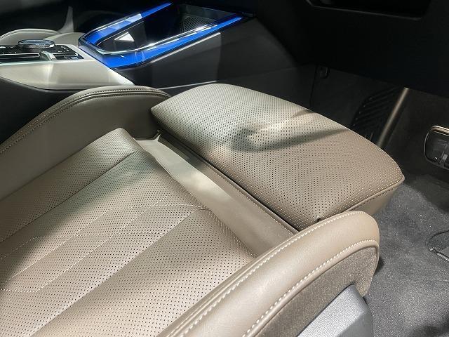 Ｘ３ ２０ｄ　ｘＤｒｉｖｅ　Ｍスポーツ　弊社デモンストレーションカー　２０インチＡＷ　コンフォートパッケージ　ステアリングヒーター　全方位カメラ／障害物センサー　ハーマンカードンスピーカー　前車追従機能　ブラウンレザー電動シート（25枚目）