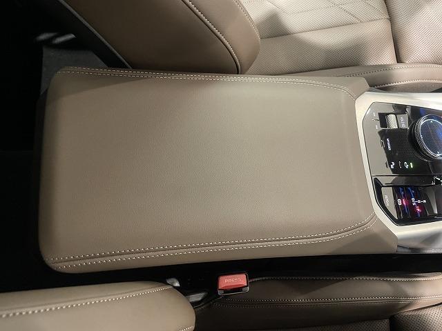 Ｘ３ ２０ｄ　ｘＤｒｉｖｅ　Ｍスポーツ　弊社デモンストレーションカー　２０インチＡＷ　コンフォートパッケージ　ステアリングヒーター　全方位カメラ／障害物センサー　ハーマンカードンスピーカー　前車追従機能　ブラウンレザー電動シート（48枚目）
