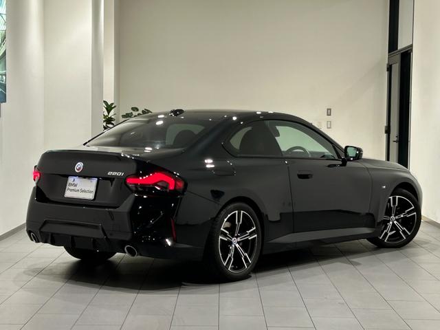 2シリーズ 220iクーペ Mスポーツ ハイラインパッケージ 【正規認定中古車】【全国正規ディーラー保証付/2年・走行距離無制限】1オーナー 後期(LCIモデル) 赤革電動シート HUD 純正前後ドラレコ ACC トップビュー パーキングアシスト 禁煙(79枚目)