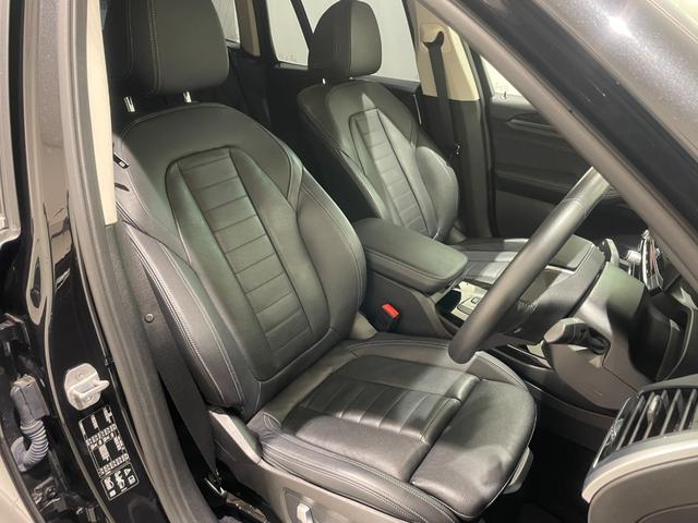 X3 xDrive 20d Xライン 【正規認定中古車】【全国正規ディーラー保証付/2年・走行距離無制限】禁煙車 19インチAW トップビューカメラ ブラックレザー電動シート ヘッドアップディスプレイ シートクーラー レーンキープ LED(4枚目)