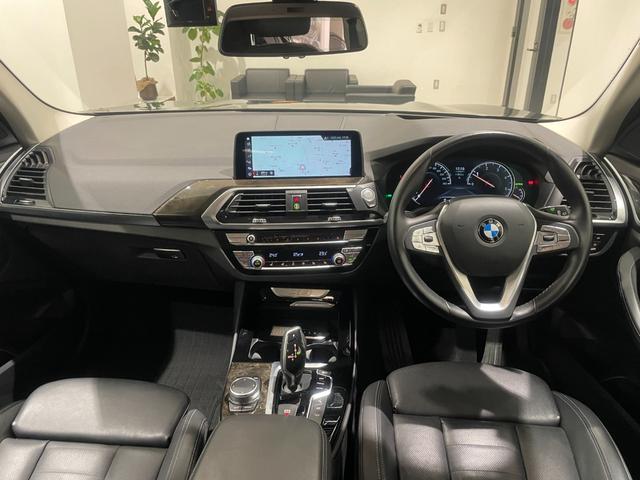 X3 xDrive 20d Xライン 【正規認定中古車】【全国正規ディーラー保証付/2年・走行距離無制限】禁煙車 19インチAW トップビューカメラ ブラックレザー電動シート ヘッドアップディスプレイ シートクーラー レーンキープ LED(6枚目)