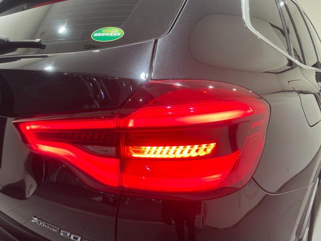 X3 xDrive 20d Xライン 【正規認定中古車】【全国正規ディーラー保証付/2年・走行距離無制限】禁煙車 19インチAW トップビューカメラ ブラックレザー電動シート ヘッドアップディスプレイ シートクーラー レーンキープ LED(13枚目)
