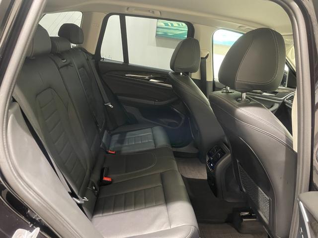 X3 xDrive 20d Xライン 【正規認定中古車】【全国正規ディーラー保証付/2年・走行距離無制限】禁煙車 19インチAW トップビューカメラ ブラックレザー電動シート ヘッドアップディスプレイ シートクーラー レーンキープ LED(18枚目)