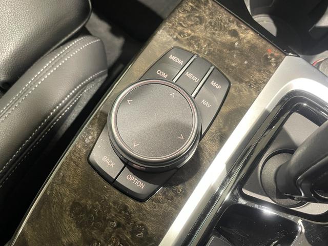 X3 xDrive 20d Xライン 【正規認定中古車】【全国正規ディーラー保証付/2年・走行距離無制限】禁煙車 19インチAW トップビューカメラ ブラックレザー電動シート ヘッドアップディスプレイ シートクーラー レーンキープ LED(32枚目)