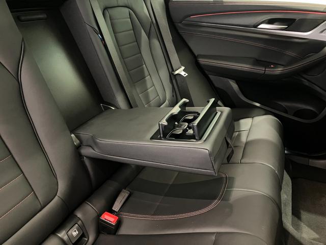 X4 xDrive 20d Mスポーツ 【正規認定中古車】【全国正規ディーラー保証付/2年・走行距離無制限】サンルーフ/LCI後期モデル/黒革電動シート/ステアリングヒーター/19インチホイール/トップビューカメラ/禁煙/アンビエントライト(21枚目)
