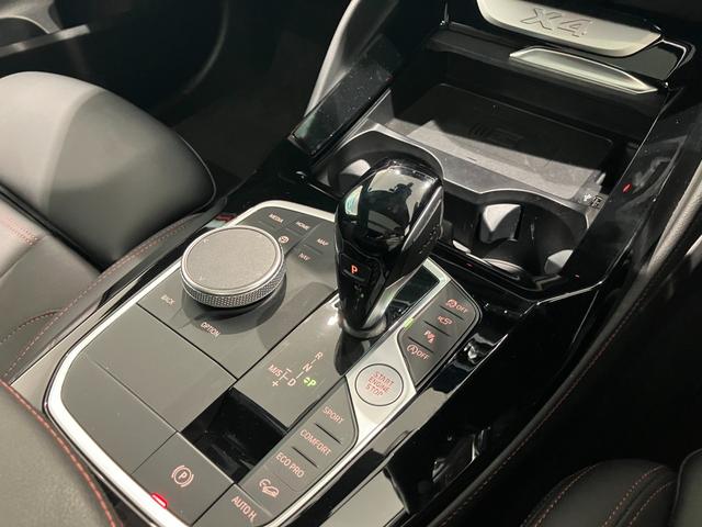 X4 xDrive 20d Mスポーツ 【正規認定中古車】【全国正規ディーラー保証付/2年・走行距離無制限】サンルーフ/LCI後期モデル/黒革電動シート/ステアリングヒーター/19インチホイール/トップビューカメラ/禁煙/アンビエントライト(28枚目)